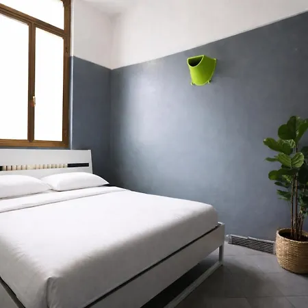 Koala Hostel *
